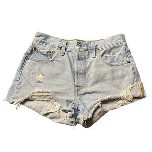 LEVI’S WOMEN’S 501 DISTRESSED FADED CUTOFF DENIM SHORTS SIZE 28
